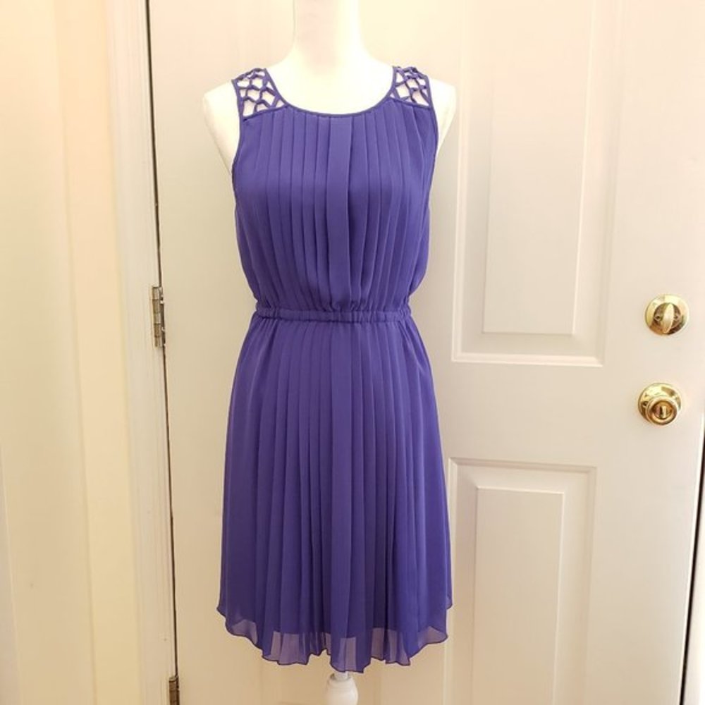 Jessica Simpson Blue Pleated Dress Size 6
